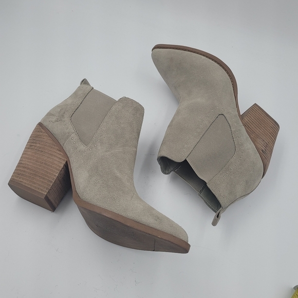 Marc fisher Taupe / Gray nwots Suede bootie size 9 - Picture 14 of 15